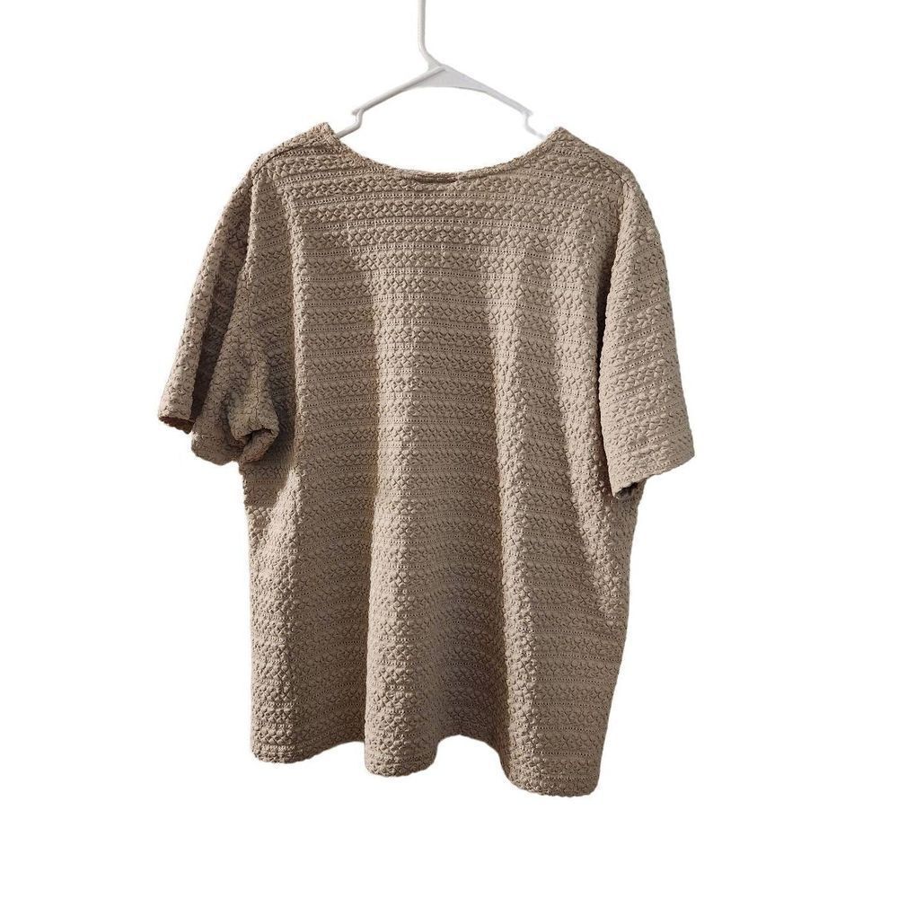 JK America 22/24 tan blouse